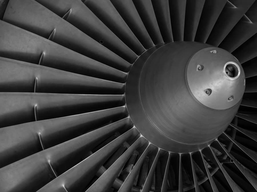 Jet engine turbine fan blades
